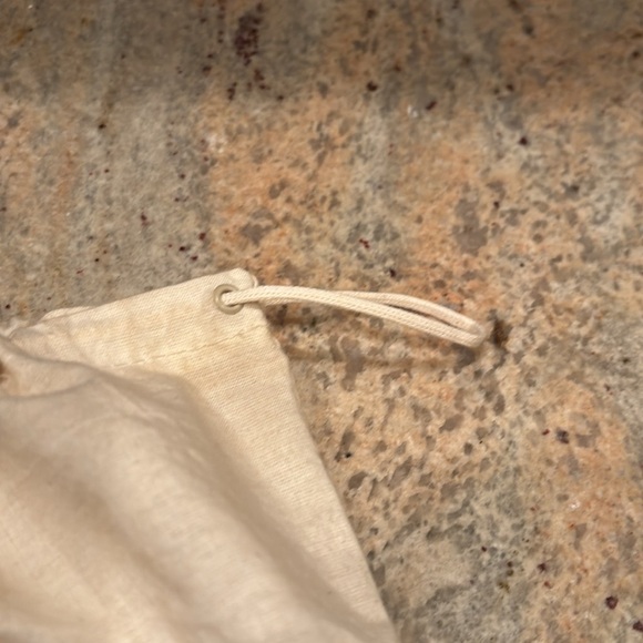 Salvatore Ferragamo cream dust bag - Picture 4 of 6